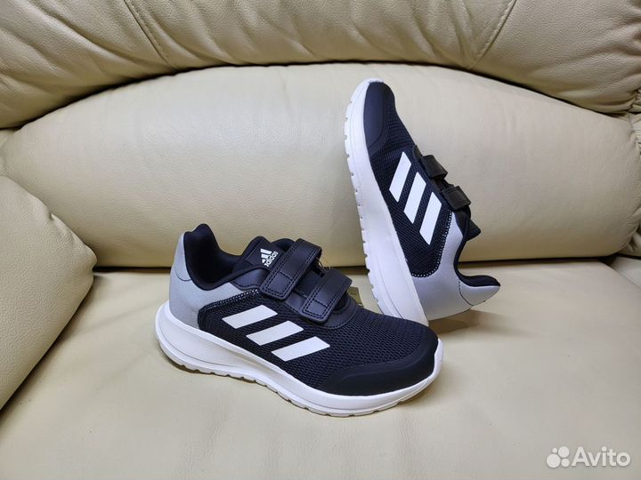 Кроссовки Adidas новые 34, 35, 37,38,39 и 40 р