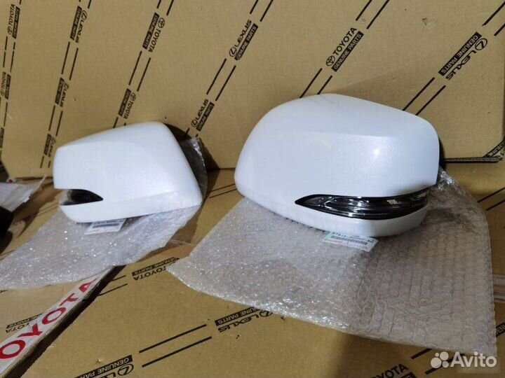 Крышка зеркала Lexus Lx