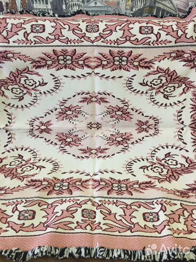 Покрывало новое 2,00*1,35 двухстороннее