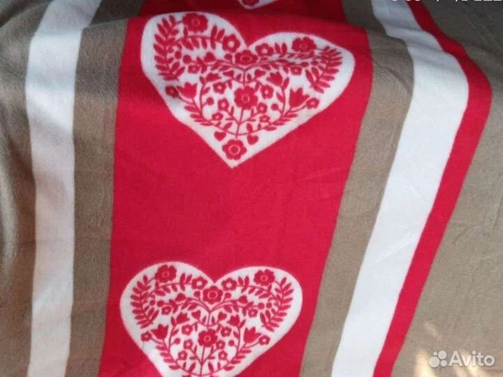 Пледы и накидки разные