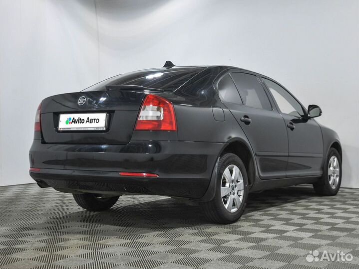 Skoda Octavia 1.6 МТ, 2009, 282 819 км