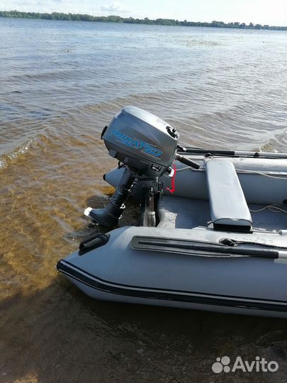 Продаю лодку пвх +мотор 5 л