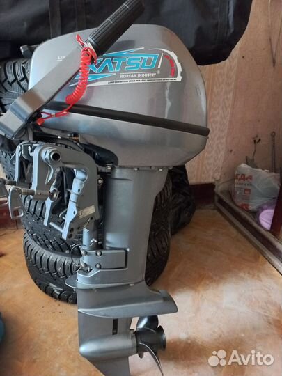 Лодка с мотором