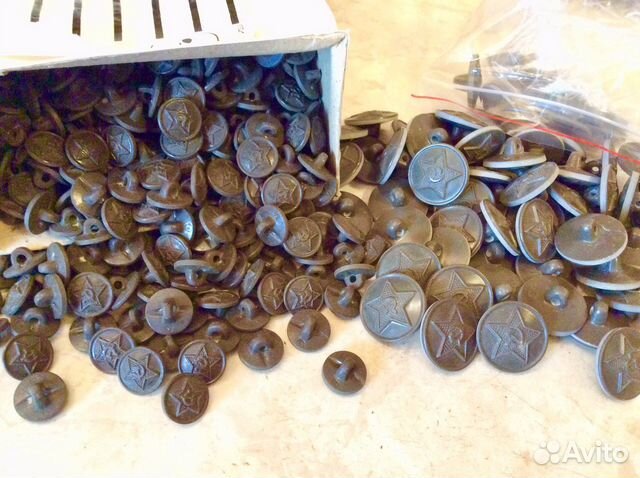 Пластиковые пуговицы СССР со звездой