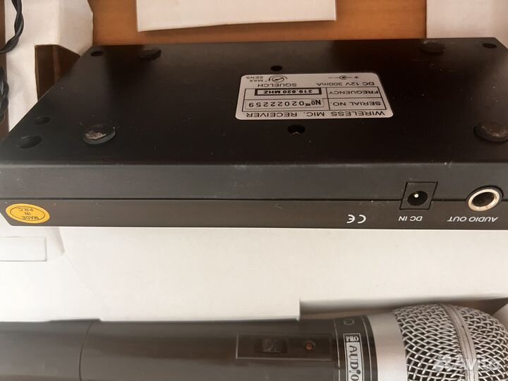 Радиомикрофон профессиональный