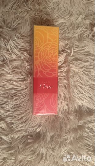 Парфюмерная вода ив роше