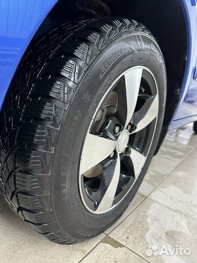 Accelera 651 175/65 R14 19B