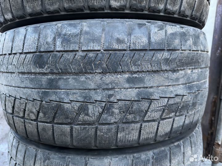 Bridgestone Blizzak Ice 245/45 R18 93S