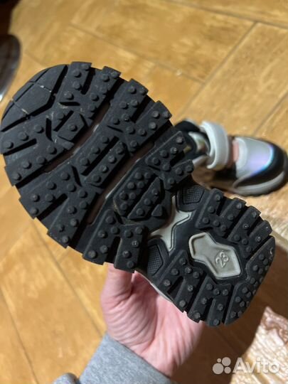 Зимние ботинки для девочки 23