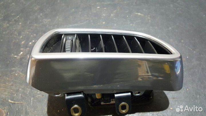 Дефлектор воздушный правый Porsche Cayenne 958