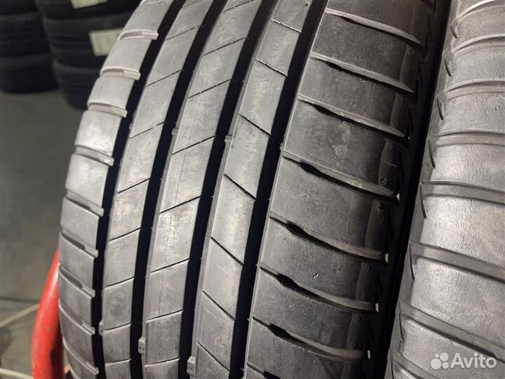Bridgestone Turanza T005 215/45 R17