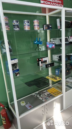 Шкаф витрина