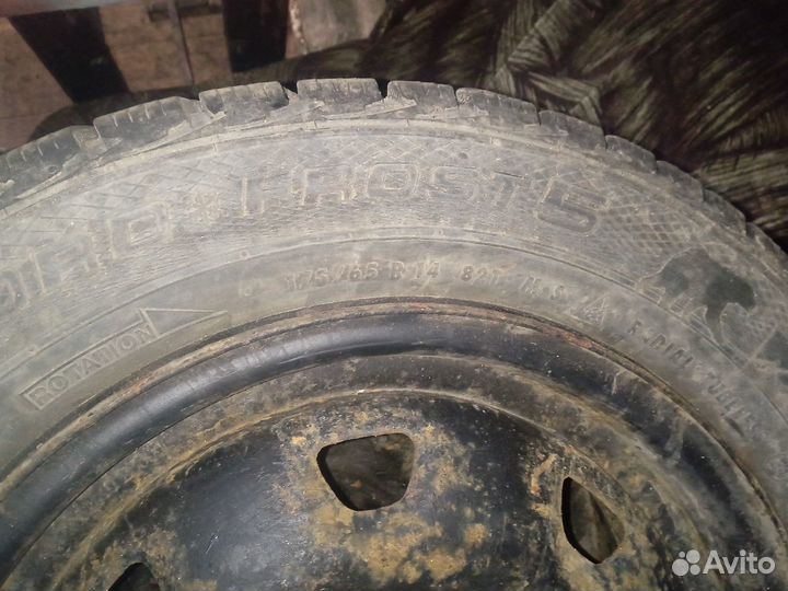 Продам зимнюю резину бу 175/65 r14 82t