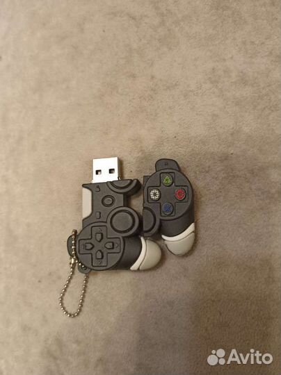 USB Флеш-накопитель 64 GB