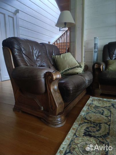 Диваны и кресла