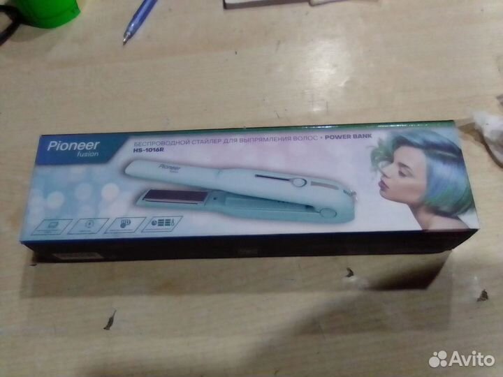 Выпрямитель для волос беспроводной