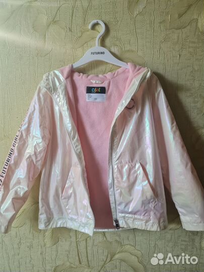 Ветровка для девочки