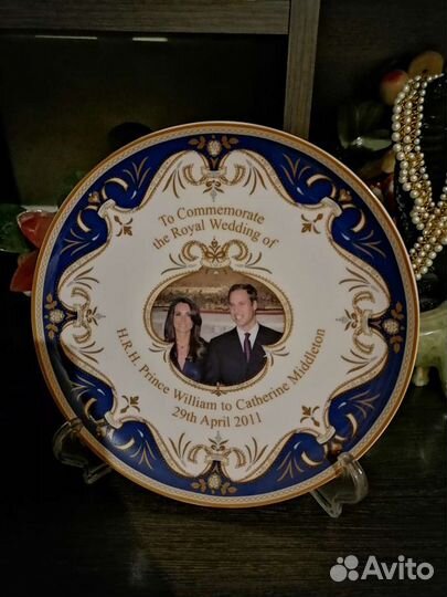 Настенная тарелка. Фарфор Англия