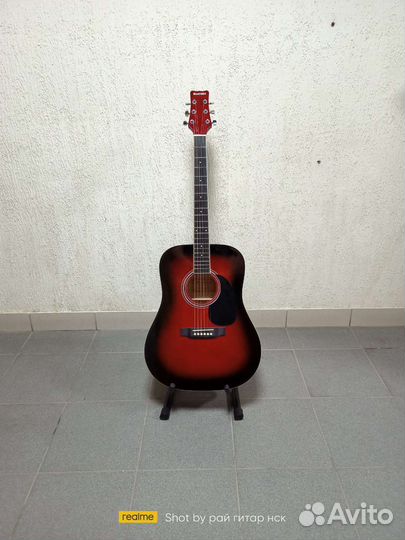 Акустическая гитара мартинез