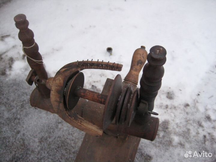 Прялка старинная ручной работы
