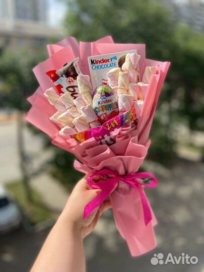 Сладкий букет из шоколадок