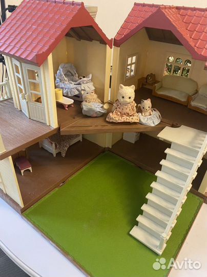 Sylvanian Families Большой дом со светом