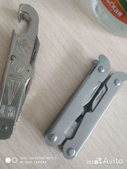 Универсальный карманный ножик,штопор и т.д