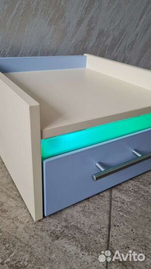 Уф стерилизатор тумба для маникюра/педикюра