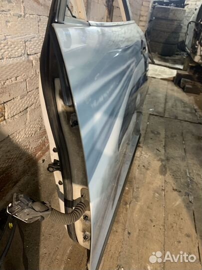Дверь передняя левая Infiniti fx30 fx37 qx70 s51