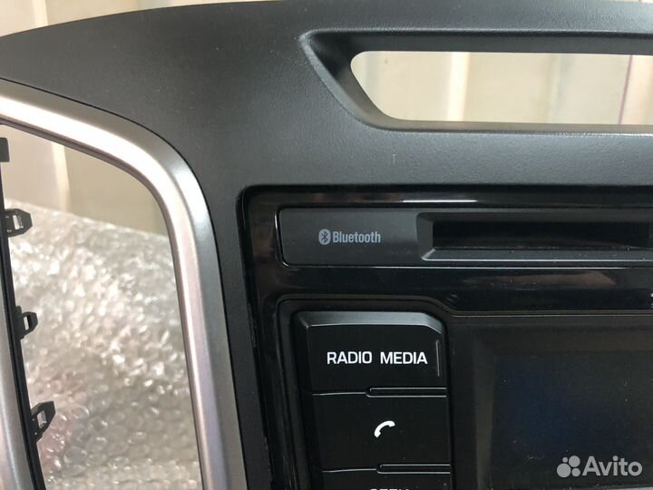 Штатная магнитолана Hyundai Creta