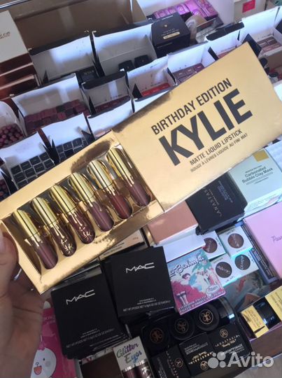 Подарочные наборы матовых помад Kylie