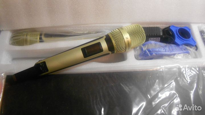 Вокальная профессиональная радиосистема sennheiser