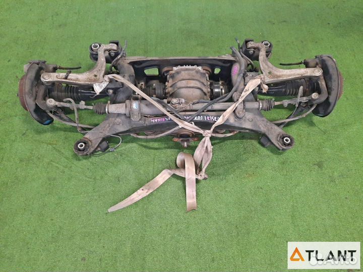 Подрамник задний toyota crown majesta