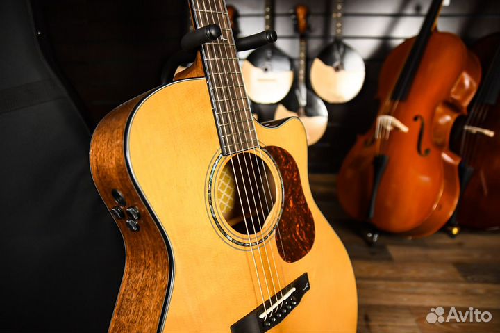 Электроакустическая гитара Cort + Аксессуары