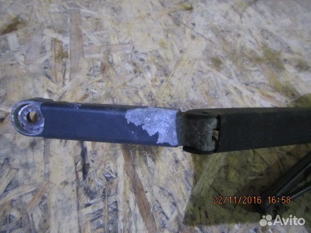 Поводок стеклоочистителя передний левый Geely CK/O