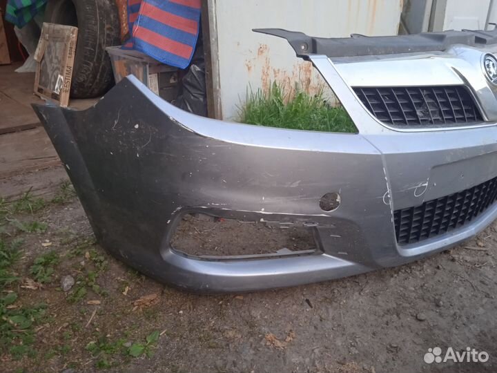 Передний бампер Opel Vectra C/Signum