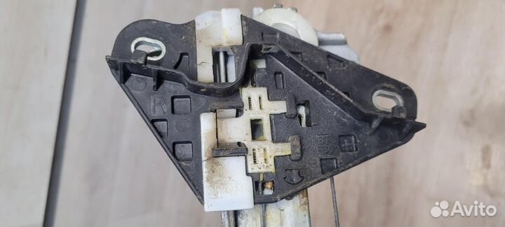 Стеклоподъемник Honda CR-V