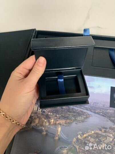 Сервисная книга в кожанной коробке Range Rover