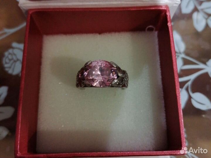 Серебряное кольцо женское