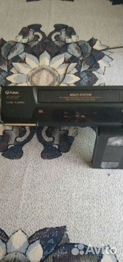 Видеомагнитофон