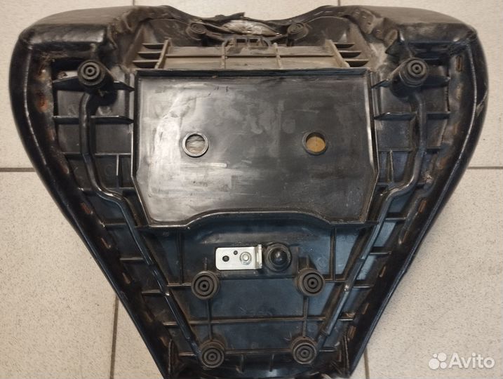 Сиденье переднее Yamaha xvs 1300 Midnight Star