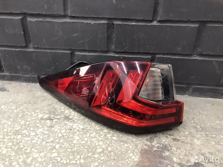 Фонарь задний левый в крыло Lexus RX 4