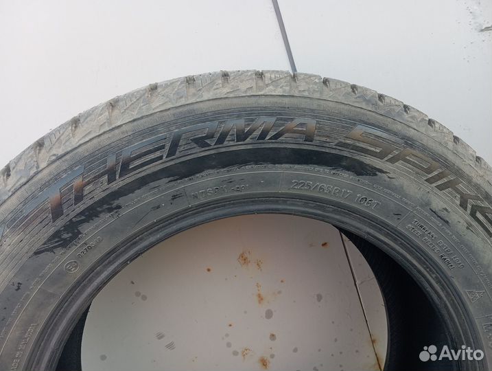 Nitto Therma Spike 225/65 R17