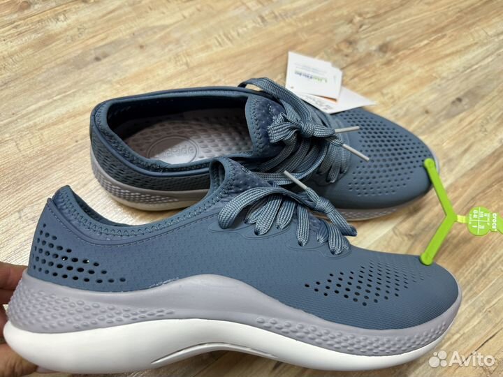 Кроссовки Crocs Lite Ride М10, новые оригинал