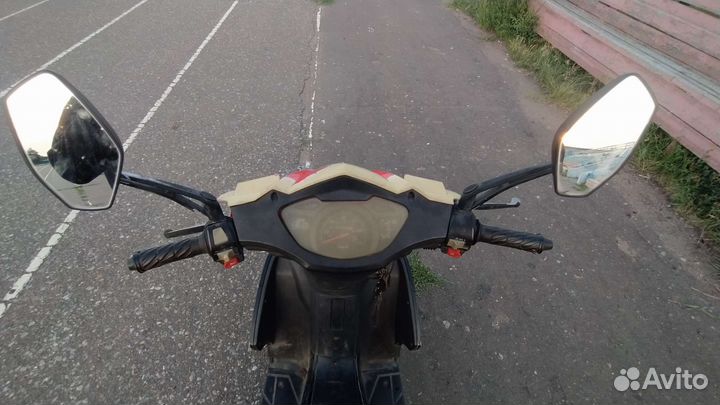 Скутер 80кубов