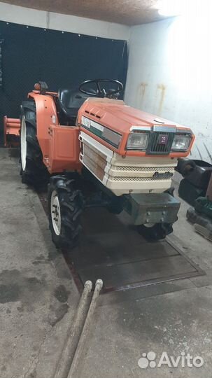 Мини-трактор Kubota B1702-M, 1984