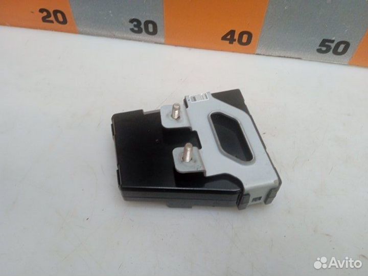 Блок управления центральным замком Hyundai Equus