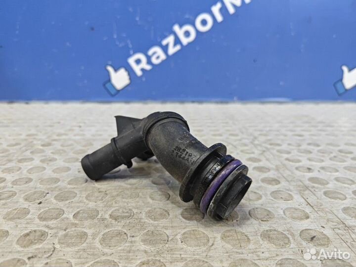 Тройник системы охлаждения Renault Arkana