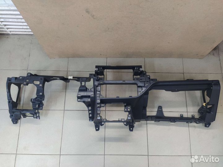 Торпедо нижняя часть Тойота Королла Е 180