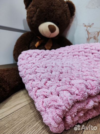 Плед детский вязаный